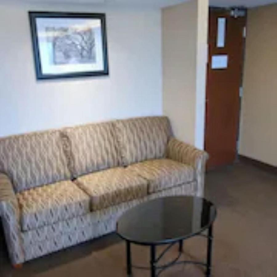 Hotel Lotus Kansas City Merriam מראה חיצוני תמונה