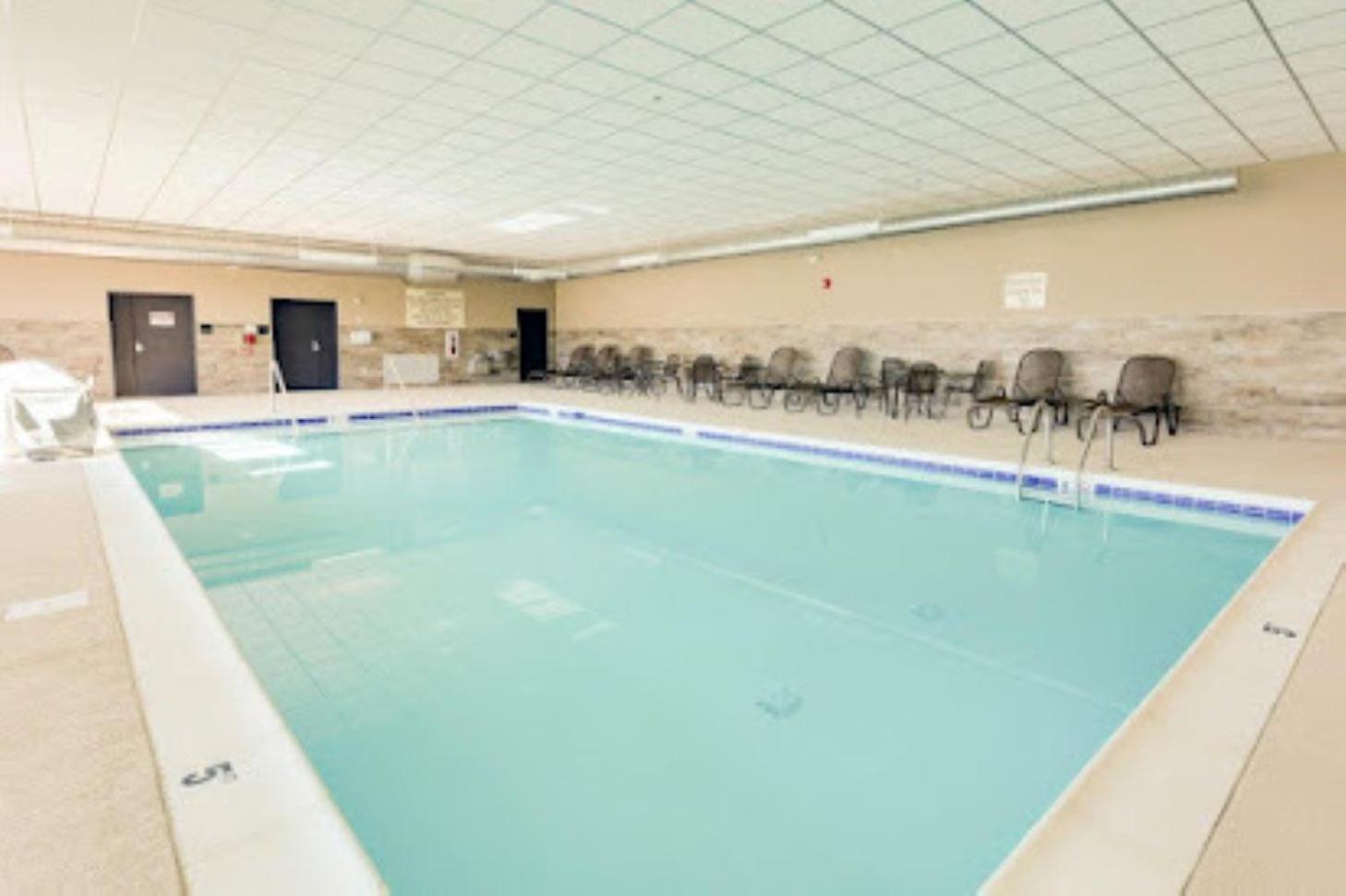 Hotel Lotus Kansas City Merriam מראה חיצוני תמונה