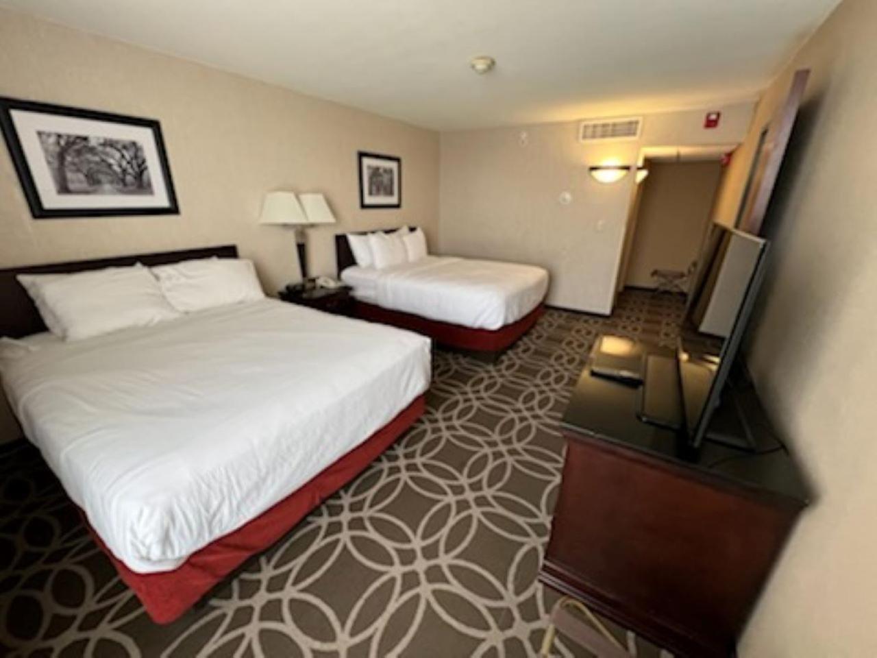 Hotel Lotus Kansas City Merriam מראה חיצוני תמונה